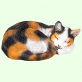 Копилка фигурка для денег Спящий кот калачиком трехмастный
