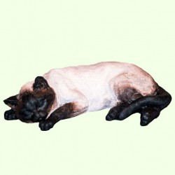 Скульптурный памятник Спящий кот сиамский