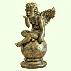 Садовая скульптура Играющий ангел