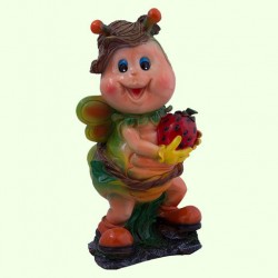 Садовая скульптура Мотылек с клубникой