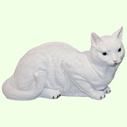 Садовая фигура Кошка белая