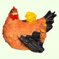Садовая фигура Курица с цыпленком рыжая